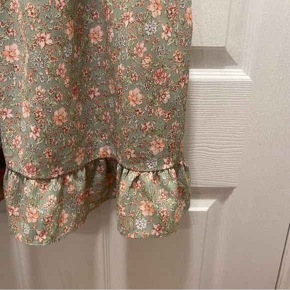 Charmed hearts sage green pink dainty floral smocked puff sleeve mini dress - Picture 3 of 5